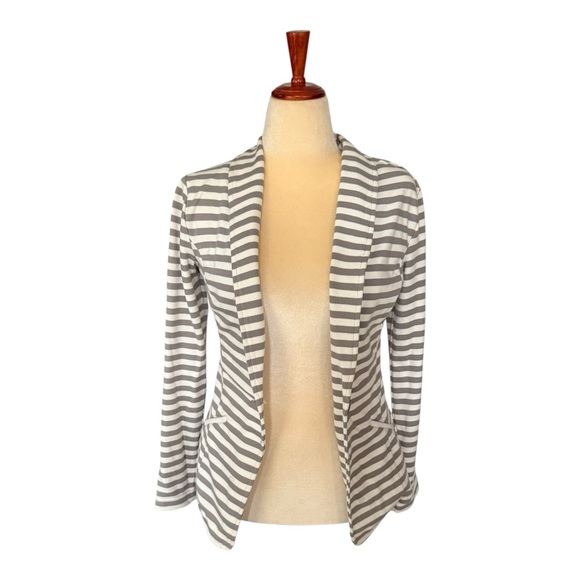 Caslon Women’s Gray White Striped Blazer Jacket Size Small Cotton - Picture 5 of 16